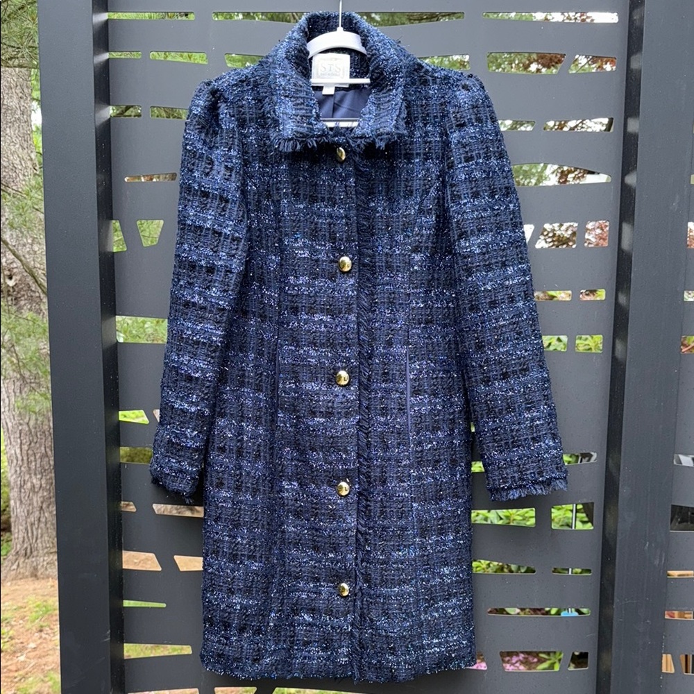 Sail to Sable Blue and Gold Blazer with Textured Pattern